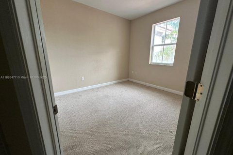 Touwnhouse à louer à Miami, Floride: 3 chambres, 161.93 m2 № 1931680 - photo 9