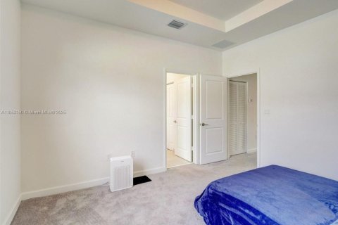 Townhouse in Homestead, Florida 3 bedrooms, 133.97 sq.m. № 1872235 - photo 25