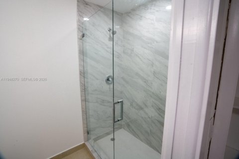 Снять в аренду кондоминиум в Майами, Флорида 1 спальня, 85.84м2, № 2004473 - фото 14