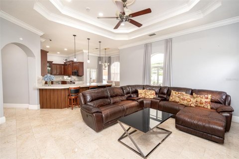 House in Miami, Florida 5 bedrooms, 312.8 sq.m. № 2285095 - photo 19