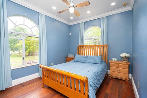 House in Miami, Florida 5 bedrooms, 312.8 sq.m. № 2285095 - photo 26