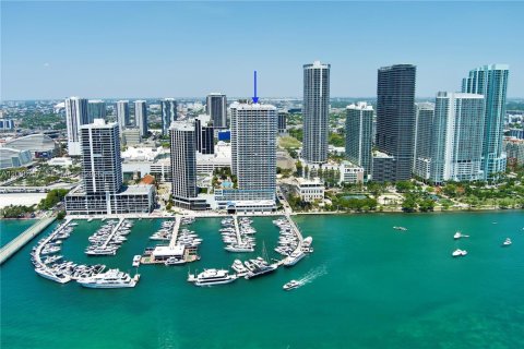 Condo in Miami, Florida, 1 bedroom  № 2088109 - photo 26