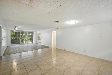 Condominio en alquiler en Pompano Beach, Florida, 3 dormitorios, 139.35 m2 № 1949986 - foto 29