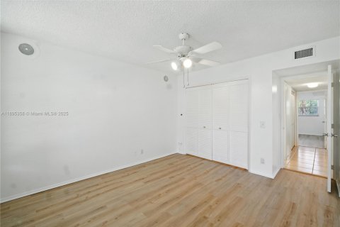 Condominio en alquiler en Pompano Beach, Florida, 3 dormitorios, 139.35 m2 № 1949986 - foto 20