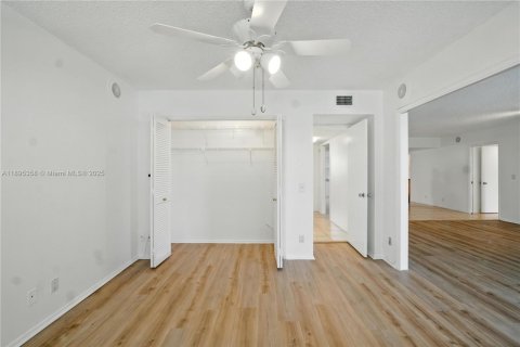 Condominio en alquiler en Pompano Beach, Florida, 3 dormitorios, 139.35 m2 № 1949986 - foto 21