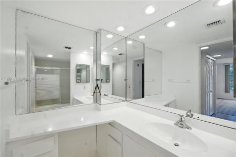 Condominio en alquiler en Pompano Beach, Florida, 3 dormitorios, 139.35 m2 № 1949986 - foto 19