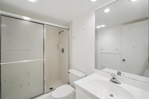 Condominio en alquiler en Pompano Beach, Florida, 3 dormitorios, 139.35 m2 № 1949986 - foto 23