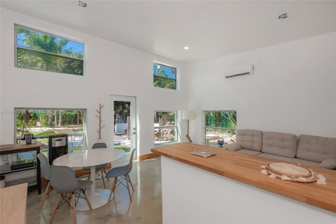 Купить виллу или дом в Плантация, Флорида 4 спальни, 274.99м2, № 2026511 - фото 18