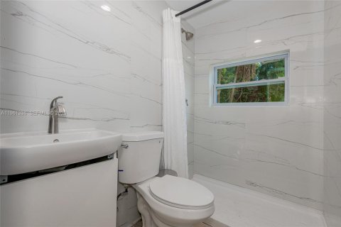 Купить виллу или дом в Плантация, Флорида 4 спальни, 274.99м2, № 2026511 - фото 12