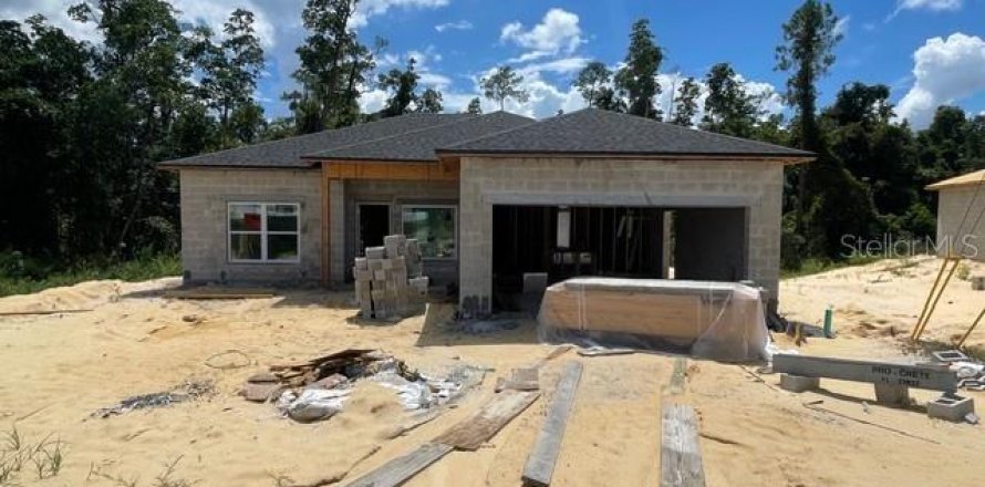 Villa ou maison à Poinciana, Floride 4 chambres, 130.53 m2 № 2421950