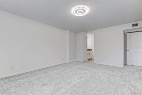 Condo in Clearwater, Florida, 2 bedrooms № 2093279 - photo 25