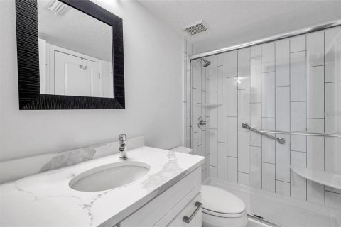 Condo in Clearwater, Florida, 2 bedrooms № 2093279 - photo 21
