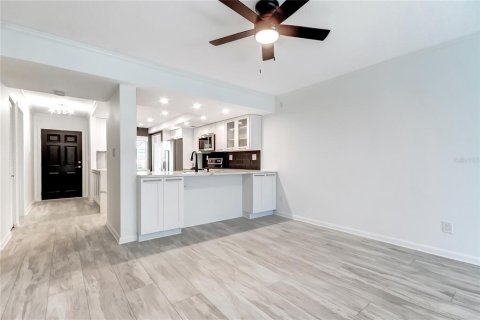 Condo in Clearwater, Florida, 2 bedrooms № 2093279 - photo 17