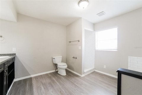Casa en alquiler en Saint Petersburg, Florida, 3 dormitorios, 157.28 m2 № 1904451 - foto 13