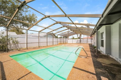 Casa en alquiler en Saint Petersburg, Florida, 3 dormitorios, 157.28 m2 № 1904451 - foto 15