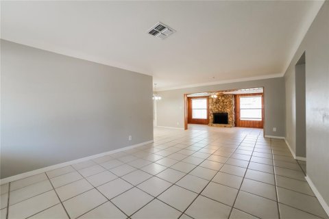 Casa en alquiler en Saint Petersburg, Florida, 3 dormitorios, 157.28 m2 № 1904451 - foto 4