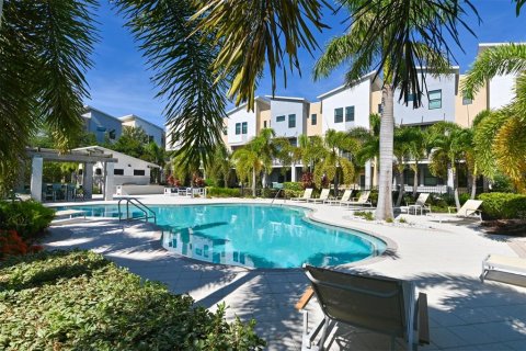 Touwnhouse à vendre à Saint Petersburg, Floride: 2 chambres, 168.62 m2 № 1812714 - photo 19
