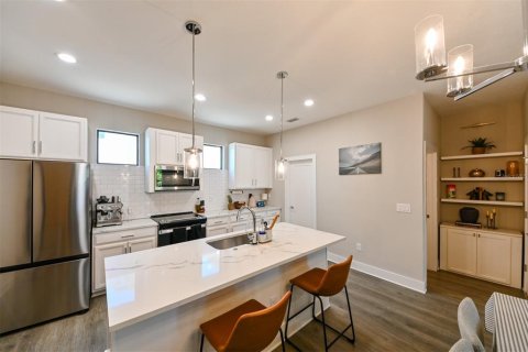 Touwnhouse à vendre à Saint Petersburg, Floride: 2 chambres, 168.62 m2 № 1812714 - photo 9