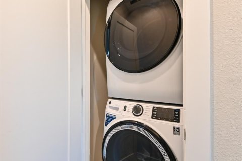 Touwnhouse à vendre à Saint Petersburg, Floride: 2 chambres, 168.62 m2 № 1812714 - photo 21