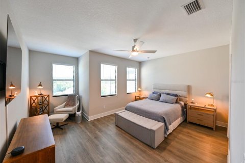 Touwnhouse à vendre à Saint Petersburg, Floride: 2 chambres, 168.62 m2 № 1812714 - photo 11