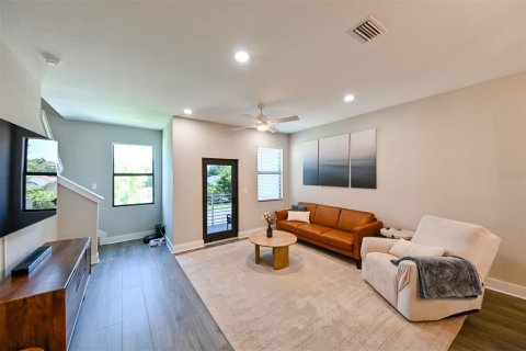 Touwnhouse à vendre à Saint Petersburg, Floride: 2 chambres, 168.62 m2 № 1812714 - photo 4