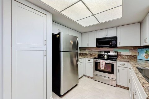 Купить кондоминиум в Клируотер, Флорида 6 комнат, 123.1м2, № 2125132 - фото 3