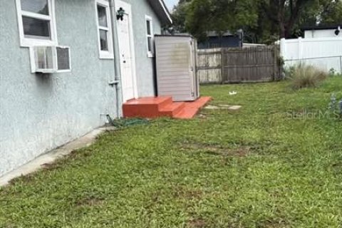 House in Orlando, Florida 2 bedrooms, 66.15 sq.m. № 2238760 - photo 19