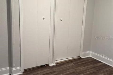 House in Orlando, Florida 2 bedrooms, 66.15 sq.m. № 2238760 - photo 13