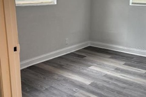 House in Orlando, Florida 2 bedrooms, 66.15 sq.m. № 2238760 - photo 11