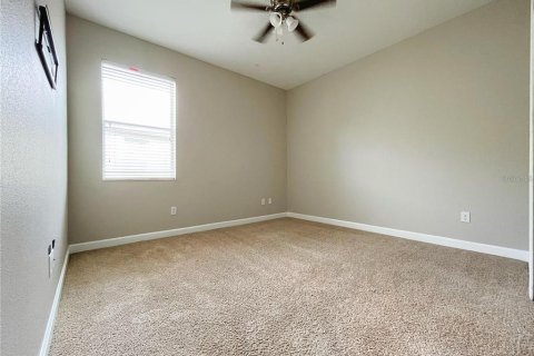 Villa ou maison à louer à Orlando, Floride: 4 chambres, 191.47 m2 № 2395788 - photo 6