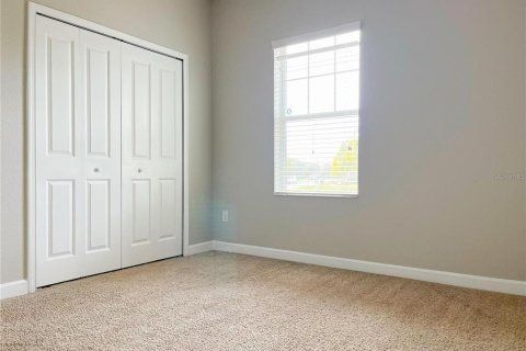 Villa ou maison à louer à Orlando, Floride: 4 chambres, 191.47 m2 № 2395788 - photo 4