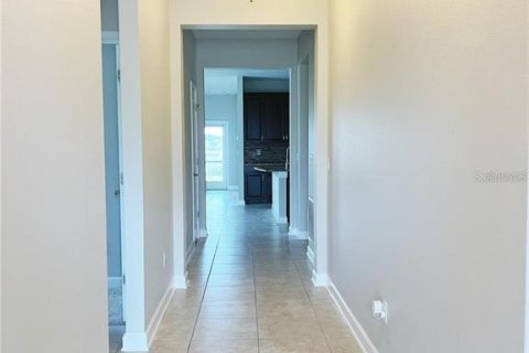Villa ou maison à louer à Orlando, Floride: 4 chambres, 191.47 m2 № 2395788 - photo 2