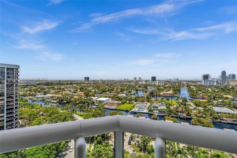 Condominio en venta en Aventura, Florida, 3 dormitorios, 173.73 m2 № 1849228 - foto 9