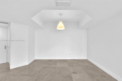 Condominio en venta en Aventura, Florida, 3 dormitorios, 173.73 m2 № 1849228 - foto 14