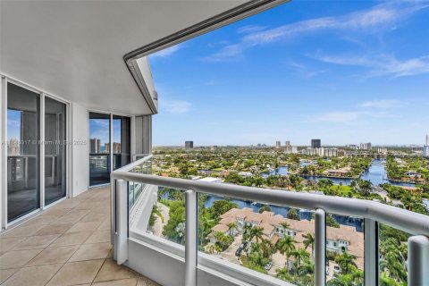 Condominio en venta en Aventura, Florida, 3 dormitorios, 173.73 m2 № 1849228 - foto 7