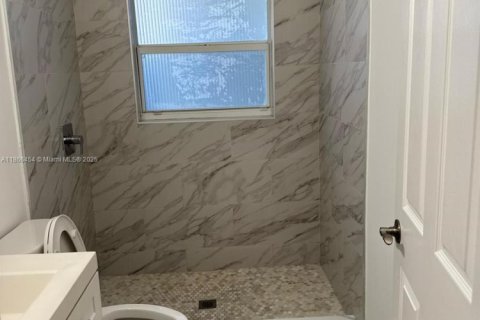 Villa ou maison à vendre à Miami, Floride: 3 chambres, 142.88 m2 № 1979292 - photo 17