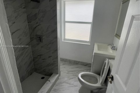 Villa ou maison à vendre à Miami, Floride: 3 chambres, 142.88 m2 № 1979292 - photo 30