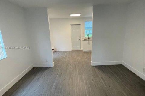 Villa ou maison à vendre à Miami, Floride: 3 chambres, 142.88 m2 № 1979292 - photo 7