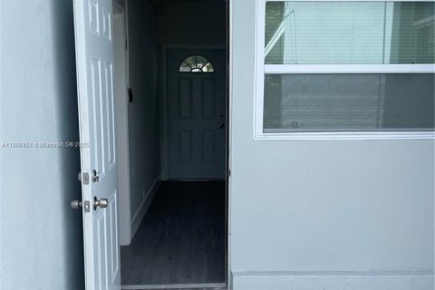 Villa ou maison à vendre à Miami, Floride: 3 chambres, 142.88 m2 № 1979292 - photo 26