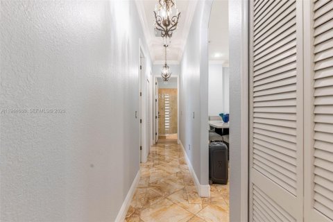 Villa ou maison à vendre à Homestead, Floride: 4 chambres, 210.89 m2 № 2001350 - photo 24