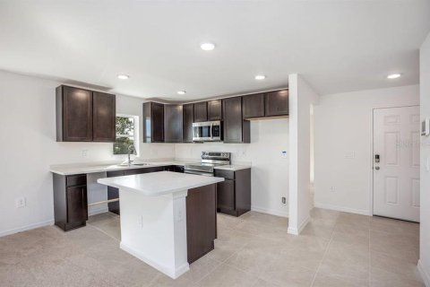 House in Ocala, Florida 3 bedrooms, 143.63 sq.m. № 1793725 - photo 16