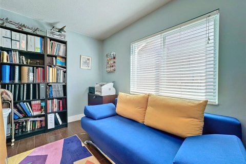 Купить виллу или дом в Корал-Спрингс, Флорида 5 спален, 200.85м2, № 1979420 - фото 8