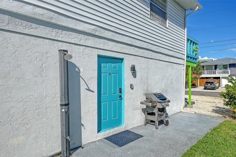 Immobilier commercial à vendre à Bradenton Beach, Floride: 4 chambres, 178.37 m2 № 2429078 - photo 8