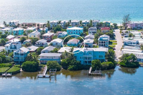 Immobilier commercial à vendre à Bradenton Beach, Floride: 4 chambres, 178.37 m2 № 2429078 - photo 16