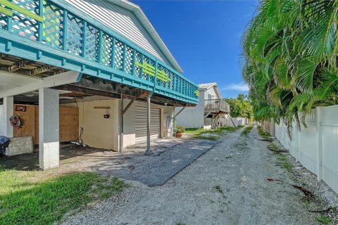 Immobilier commercial à vendre à Bradenton Beach, Floride: 4 chambres, 178.37 m2 № 2429078 - photo 9