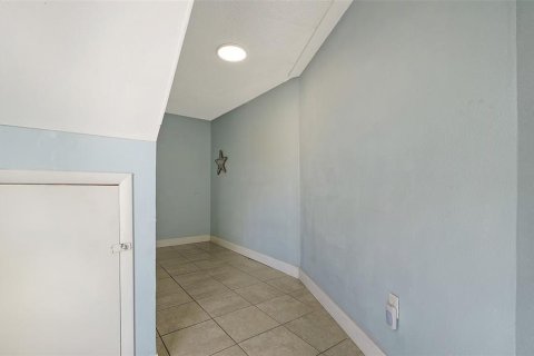 Immobilier commercial à vendre à Bradenton Beach, Floride: 4 chambres, 178.37 m2 № 2429078 - photo 23