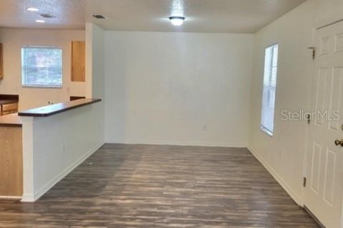Villa ou maison à louer à Dade City, Floride: 4 chambres, 115.38 m2 № 2425645 - photo 8