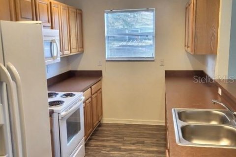 Villa ou maison à louer à Dade City, Floride: 4 chambres, 115.38 m2 № 2425645 - photo 6