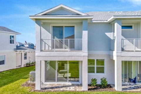 Townhouse in Wesley Chapel, Florida 3 bedrooms, 172.52 sq.m. № 1732688 - photo 14
