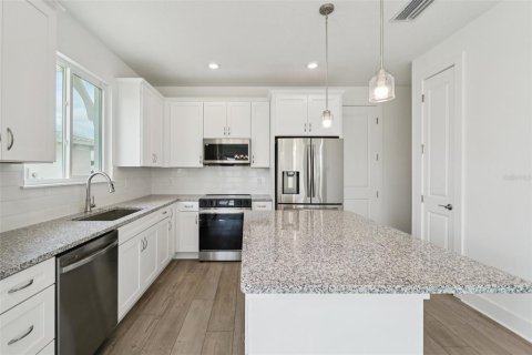 Townhouse in Wesley Chapel, Florida 3 bedrooms, 172.52 sq.m. № 1732688 - photo 19